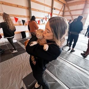 Meet your Posher, Lana